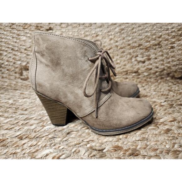 Mia Shawna Womens Size 6 M Taupe Sage Suede Heel Lace Up Fashion Ankle Boots - Picture 5 of 10